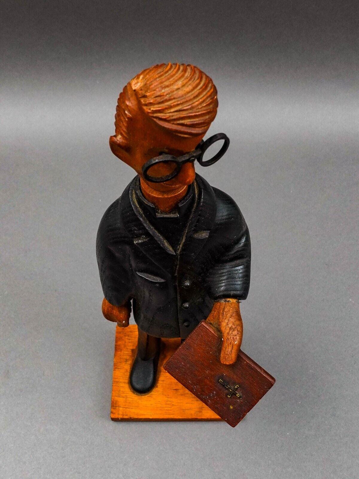 Romer Made In Italy Vintage Hand Carved Wood Priest Preacher Pastor Figurine