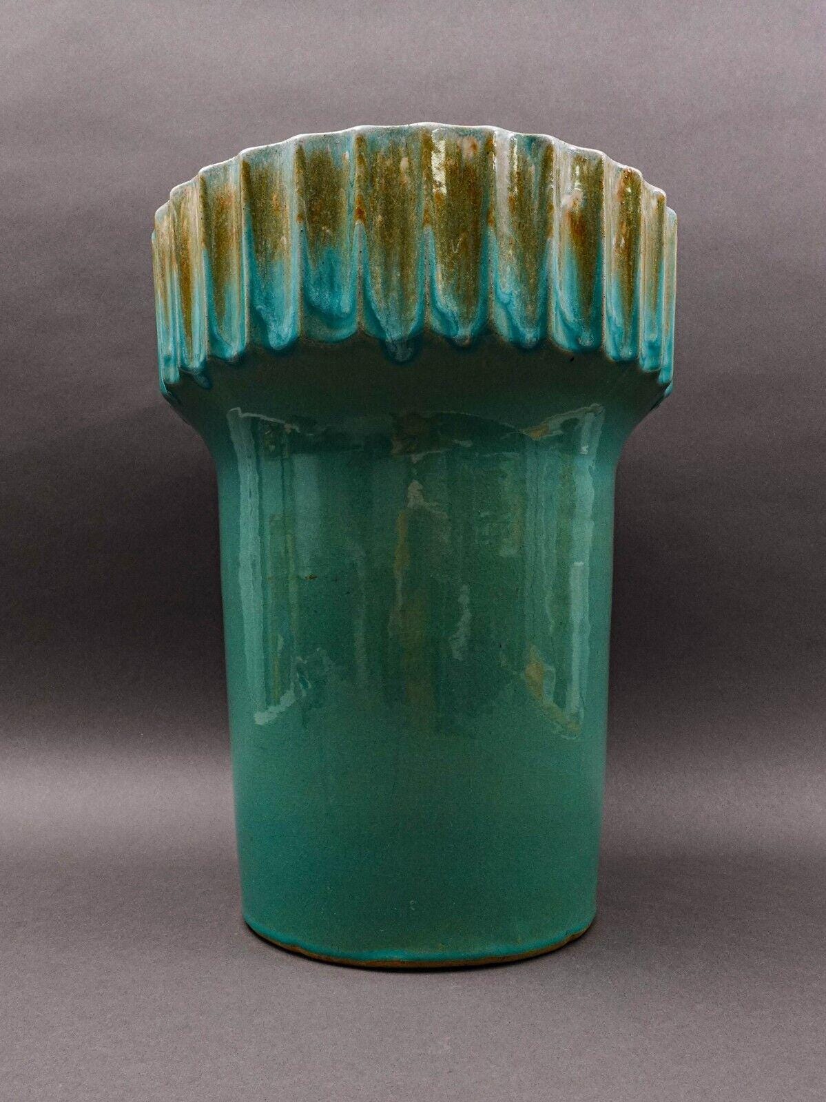Robinson Ransbottom Roseville, OH Monumental Cog Gear Planter Jardiniere 16 1/2"