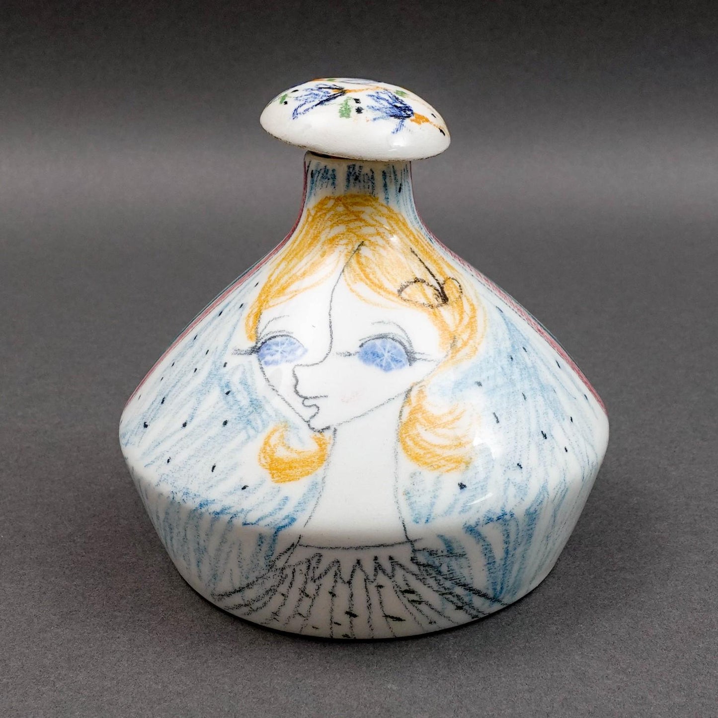 Milvia Quadrifoglio Italy Vintage Hand Painted Pottery Bottle (Read)
