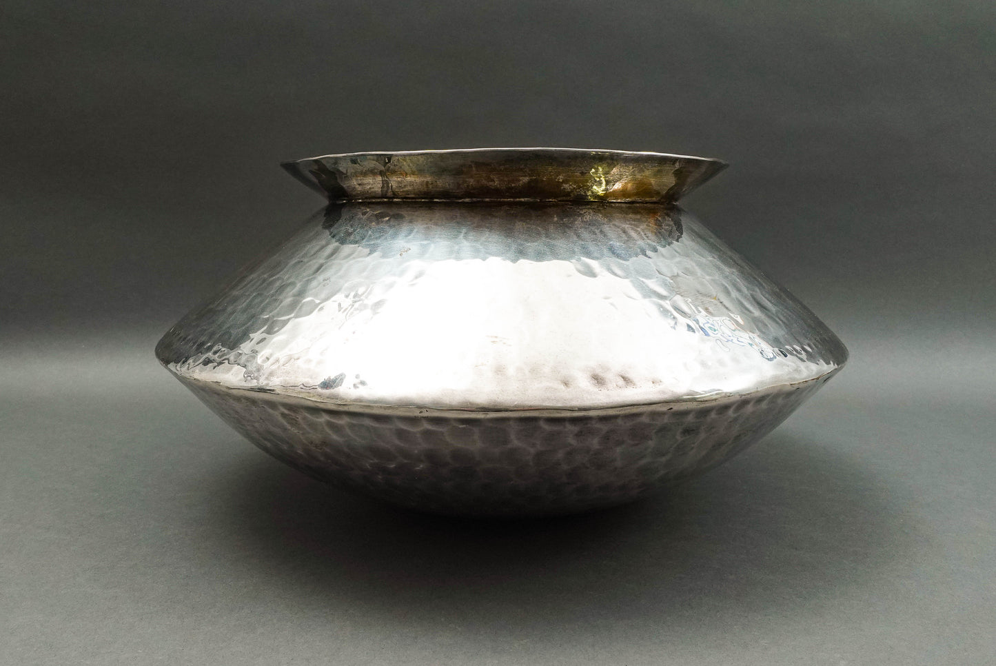 Gervasoni Blu Italy Hammered Silver Plate Metal Large Container Planter Vase 16"