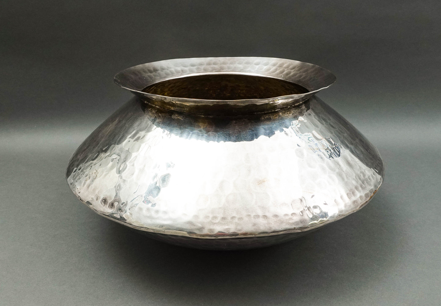 Gervasoni Blu Italy Hammered Silver Plate Metal Large Container Planter Vase 16"