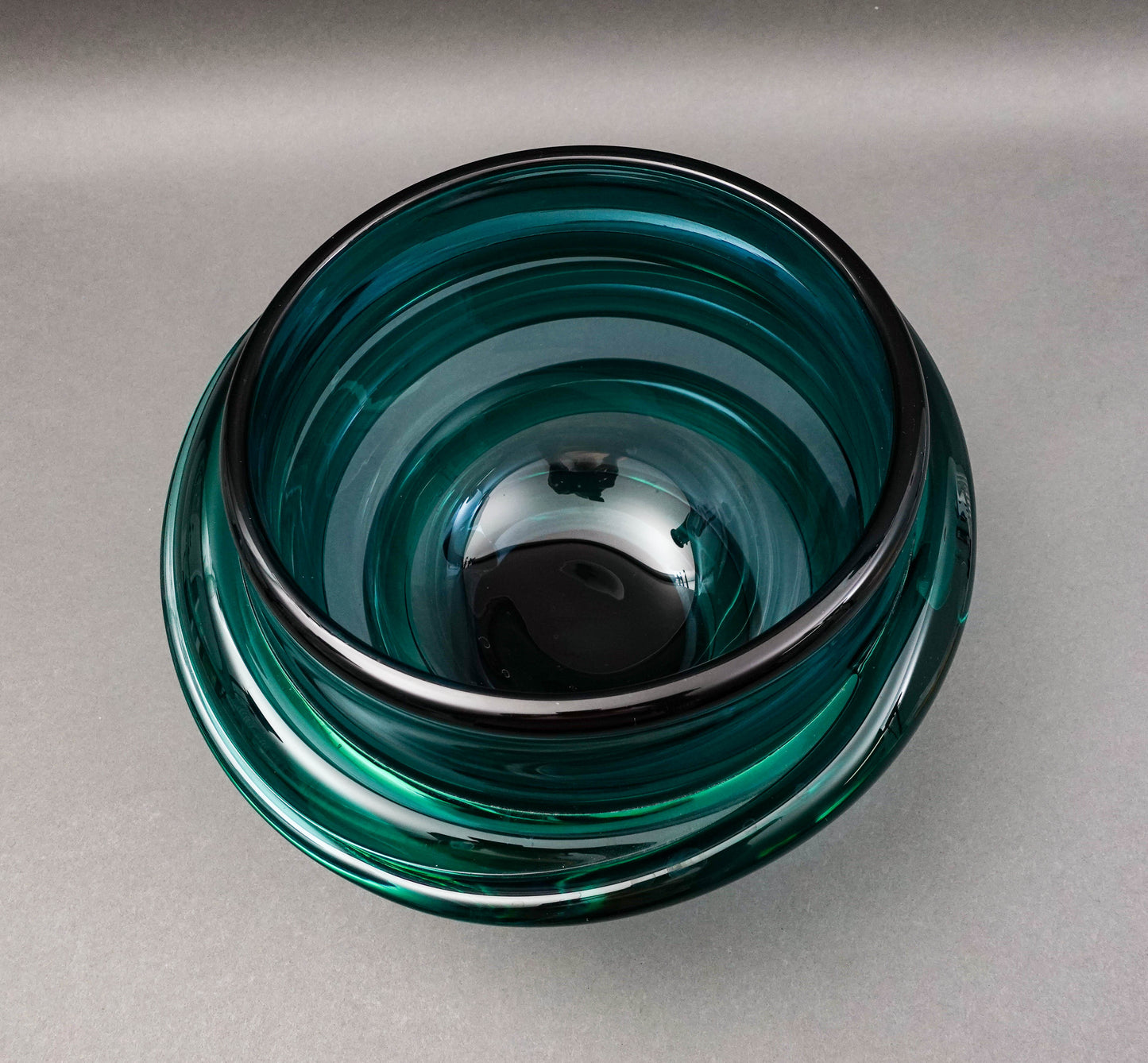 Tommie Rush (American, B. 1954) Signed Green Heavy Art Glass Bowl Sculpture