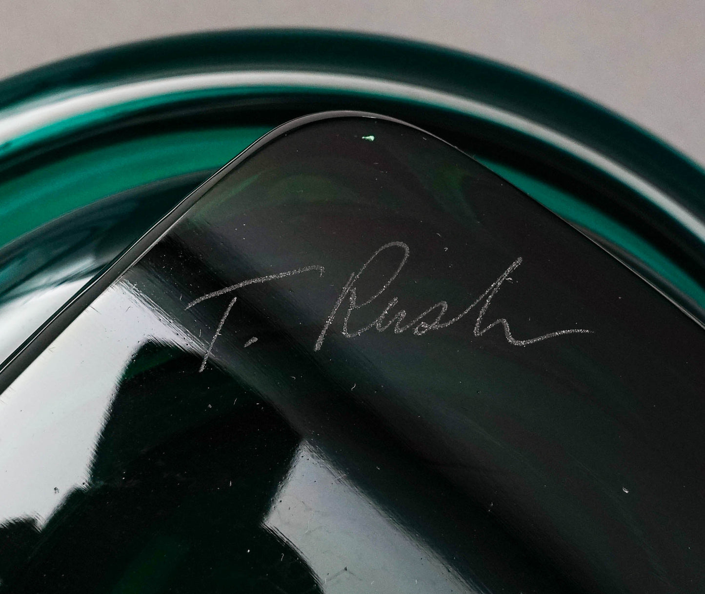 Tommie Rush (American, B. 1954) Signed Green Heavy Art Glass Bowl Sculpture