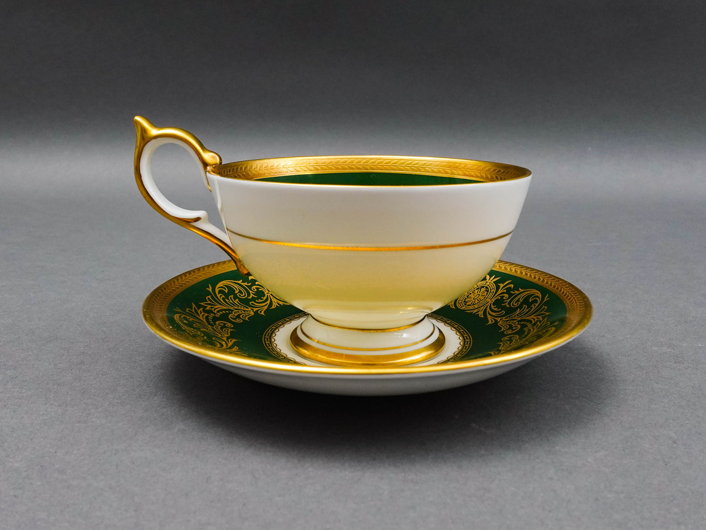 Aynsley England Imperial 193 Laurel Green Gold Cup & Saucer Set