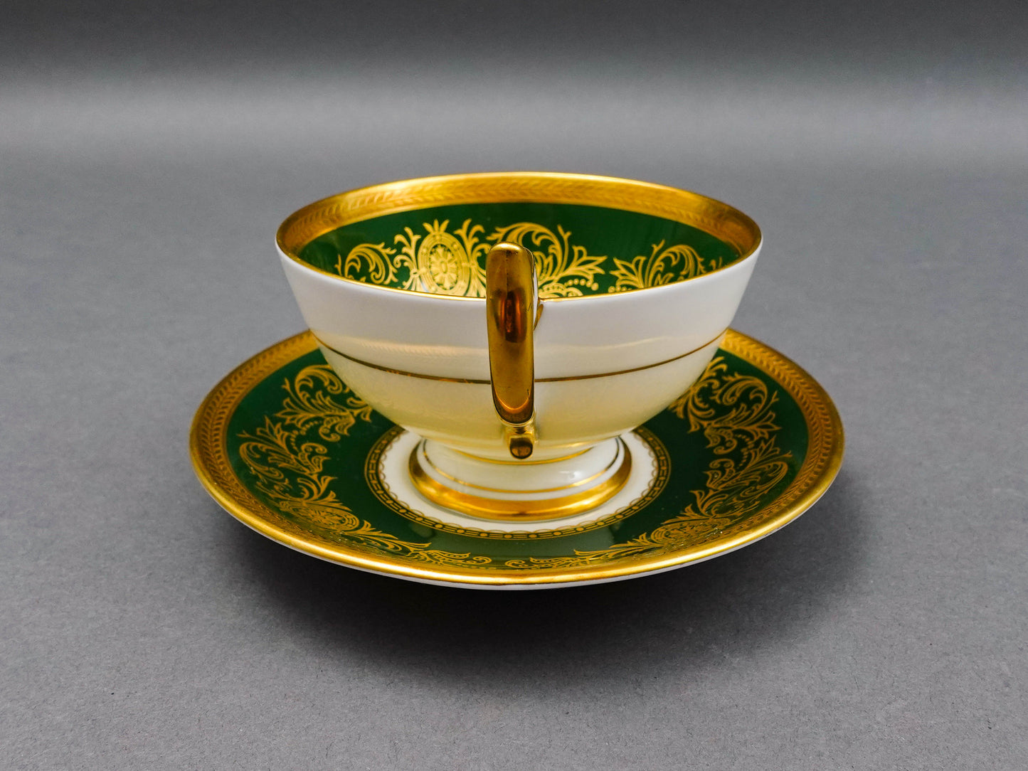 Aynsley England Imperial 193 Laurel Green Gold Cup & Saucer Set
