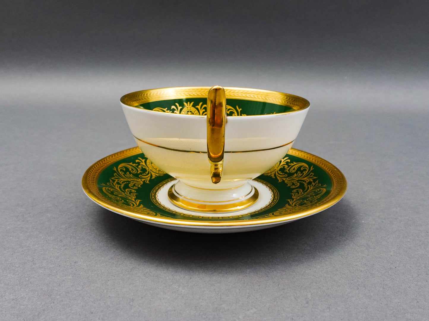 Aynsley England Imperial 193 Laurel Green Gold Cup & Saucer Set