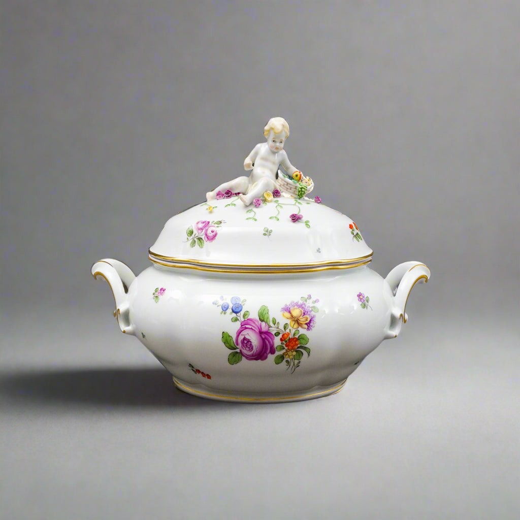 Augarten Wien Austria Floral Gold Gilt Porcelain Large Oval Covered Soup Tureen