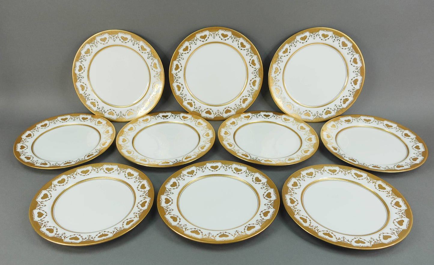 Crown Sutherland England Antique Heavy Gold Raised Heart Dinner Plates Set Of 10