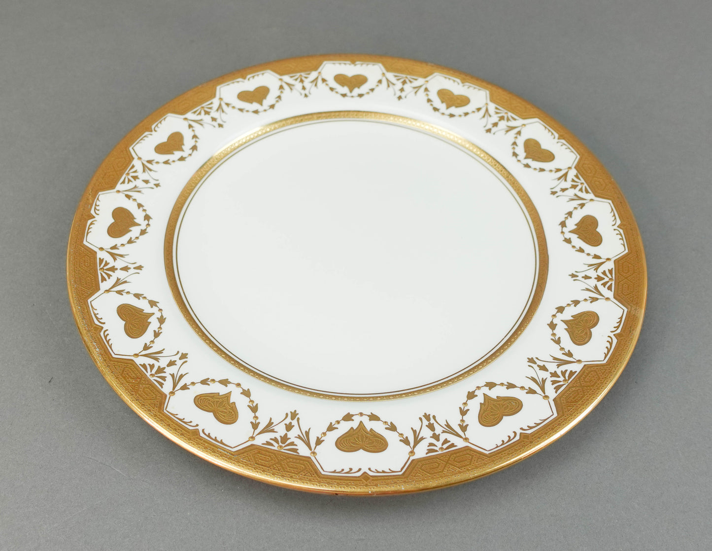 Crown Sutherland England Antique Heavy Gold Raised Heart Dinner Plates Set Of 10