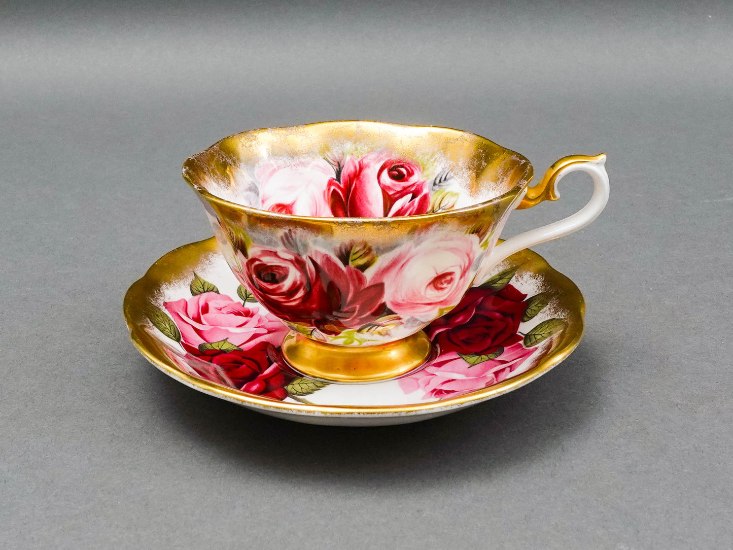 Royal Albert England Summer Bounty Series Ruby Tea Cup & Saucer