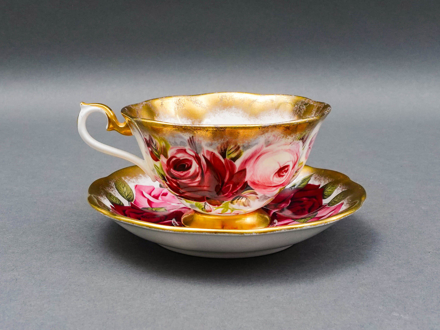Royal Albert England Summer Bounty Series Ruby Tea Cup & Saucer