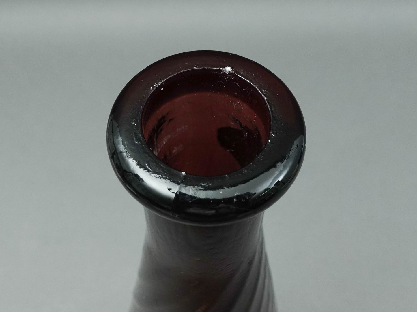 Guildcraft Italy MCM Amethyst Empoli Glass Decanter Genie Bottle 22 3/4"