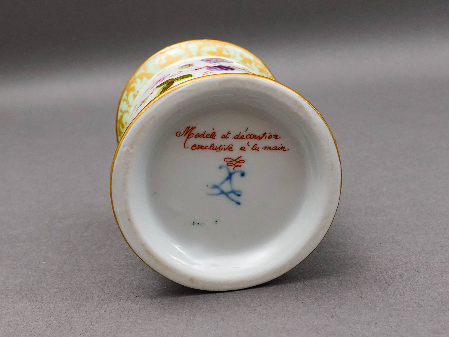 Sevres Modele et Decoration Exclusive A La Main French Porcelain Jam Jar (Read)