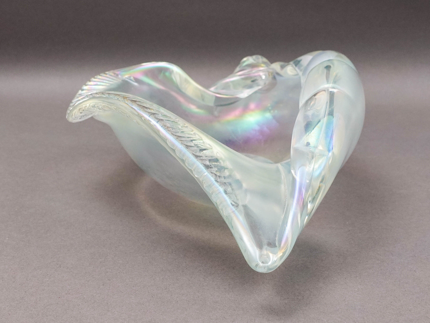 Licio Zanetti Signed Murano Italy Iridescent Conch Shell Glass Bowl Sculpture