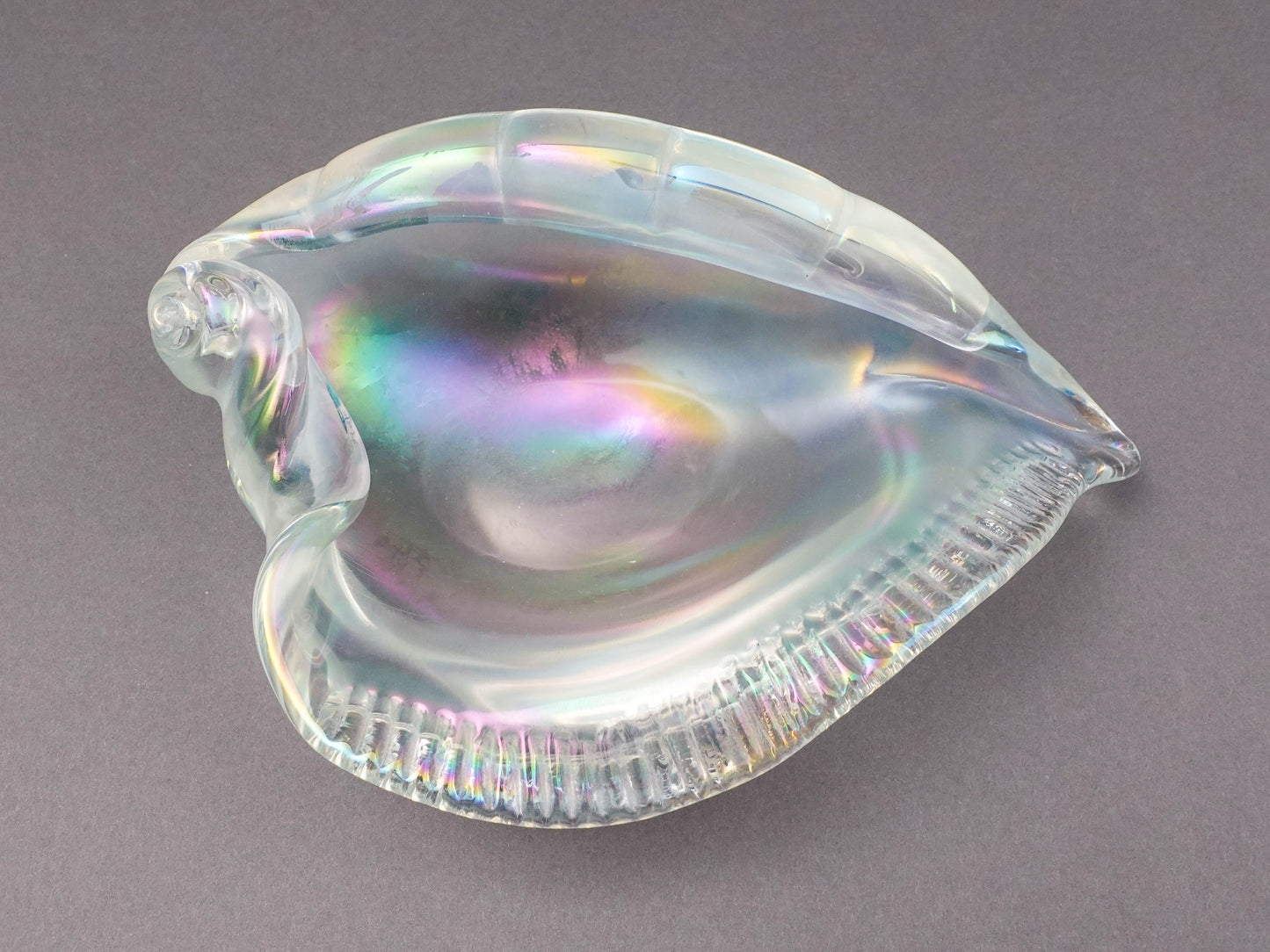 Licio Zanetti Signed Murano Italy Iridescent Conch Shell Glass Bowl Sculpture