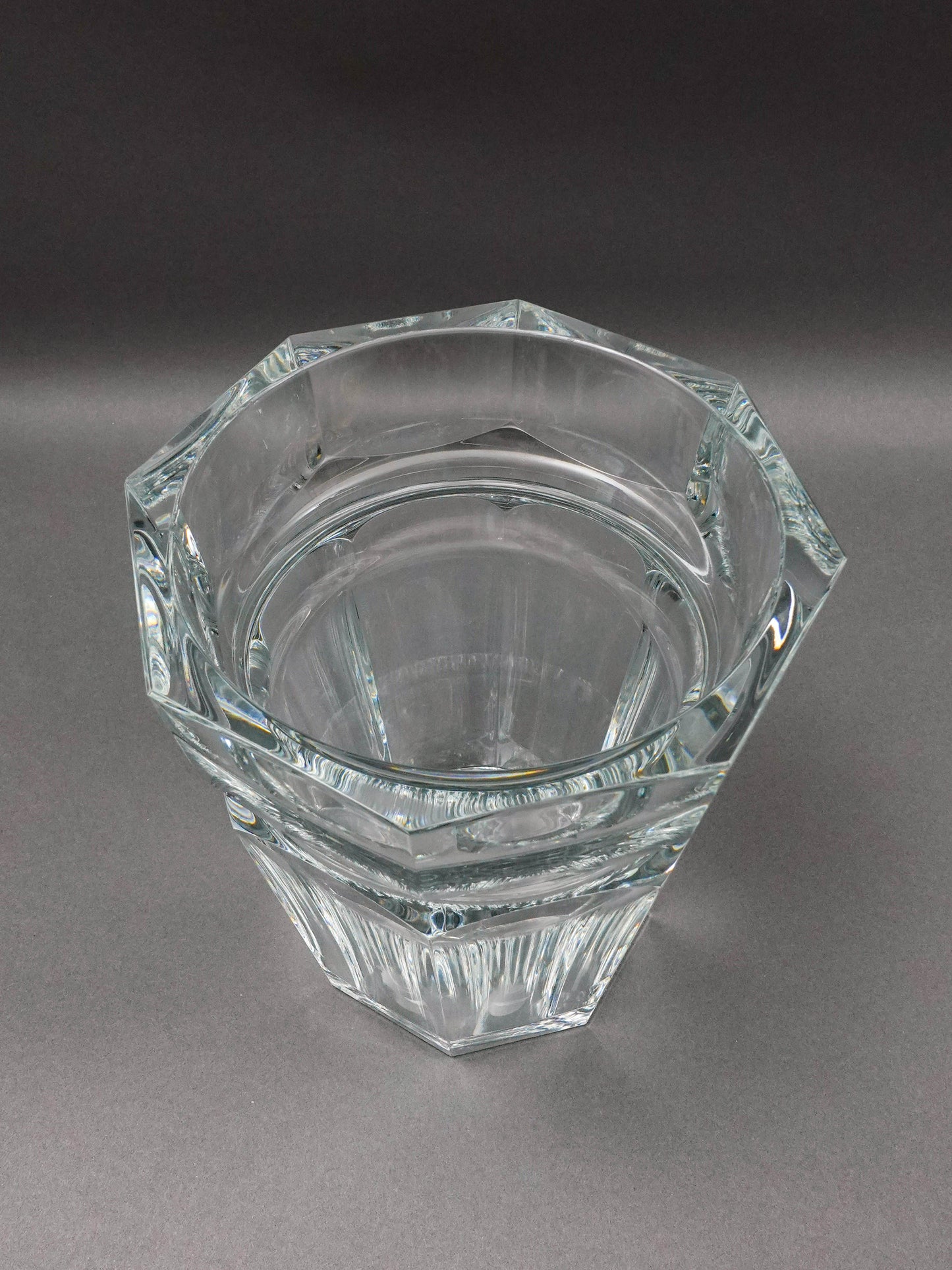 Baccarat Crystal France Tiffany & Co. Harcourt Champagne Ice Bucket 9" (Read)