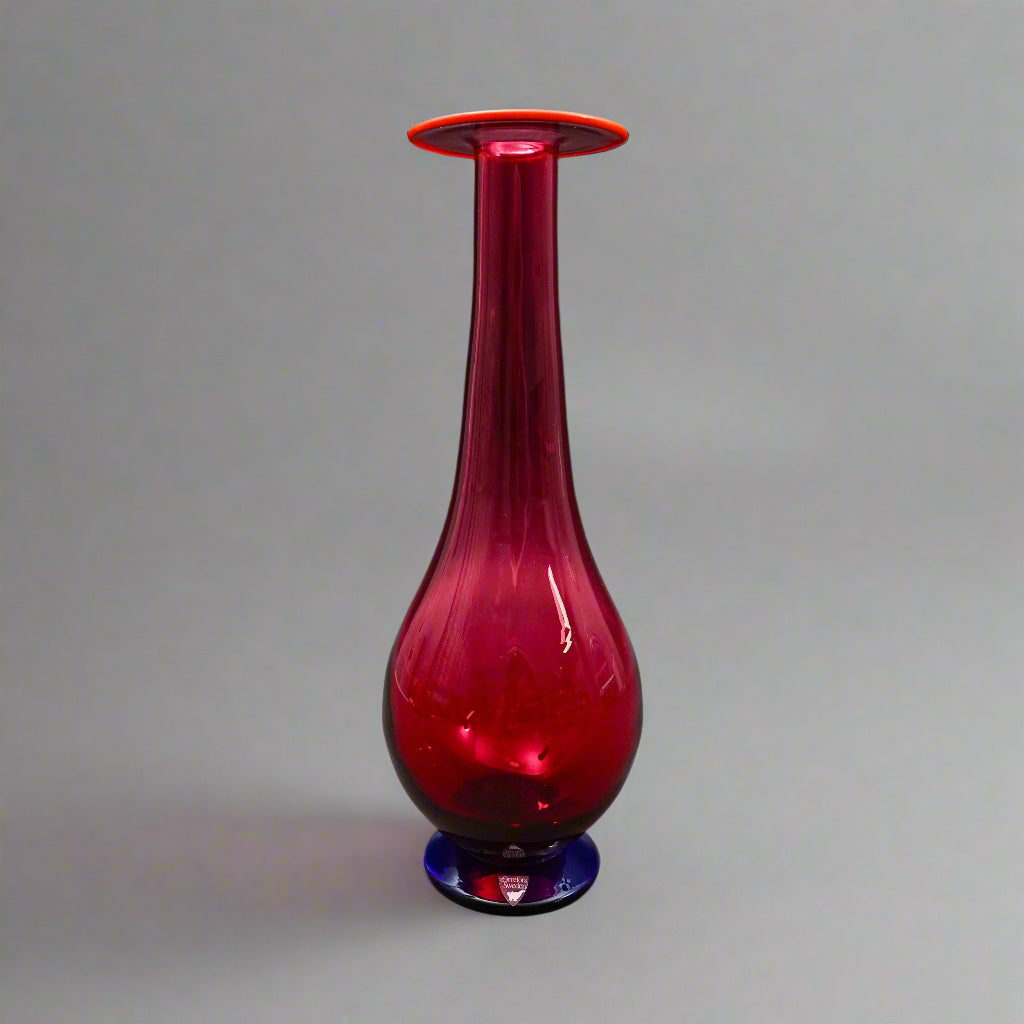 Orrefors Sweden Erika Nils Lagerbielke Solo Tulip Art Glass Vase 12 1/2"