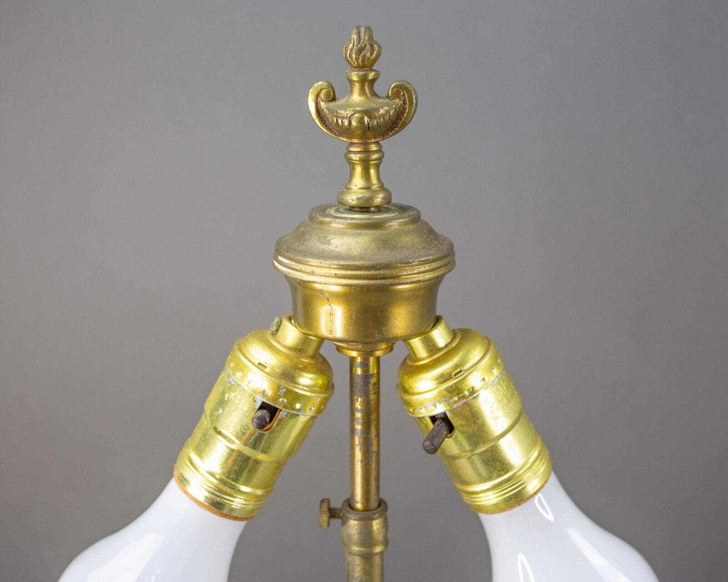 Capodimonte Porcelain Decorated Relief Warriors In Battle Lamp With Bronze Base