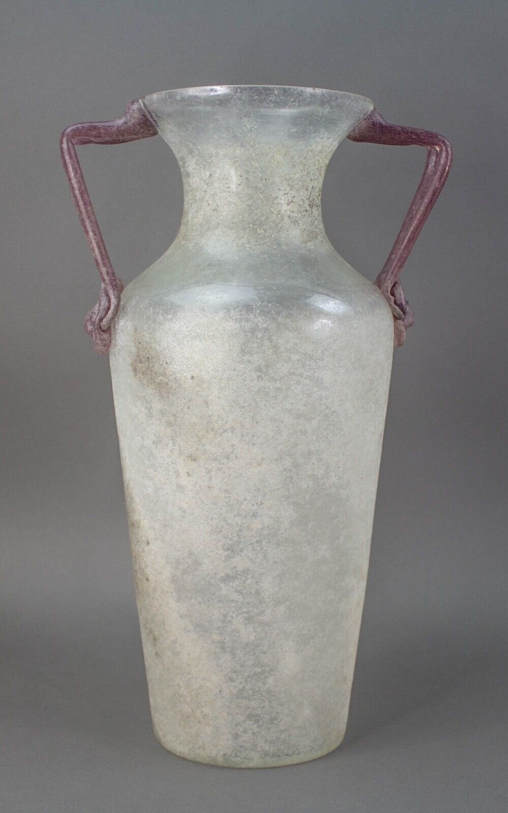Monumental Signed Murano Scavo Amphora Art Glass Vase Lion Head Handles 18 5/8"
