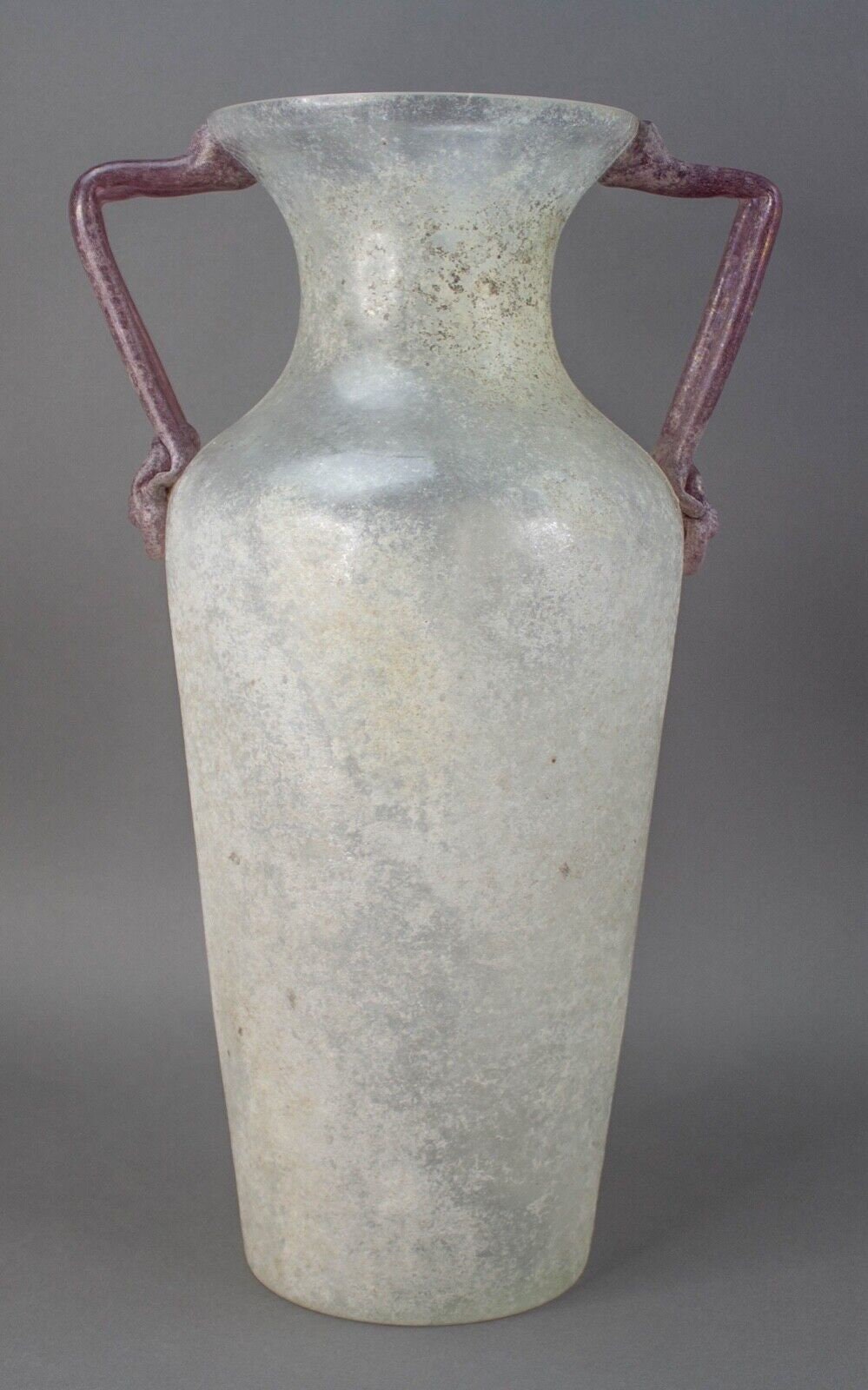 Monumental Signed Murano Scavo Amphora Art Glass Vase Lion Head Handles 18 5/8"
