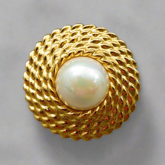 Nina Ricci Signed Gold Tone Faux Pearl Cabochon Brooch Pin