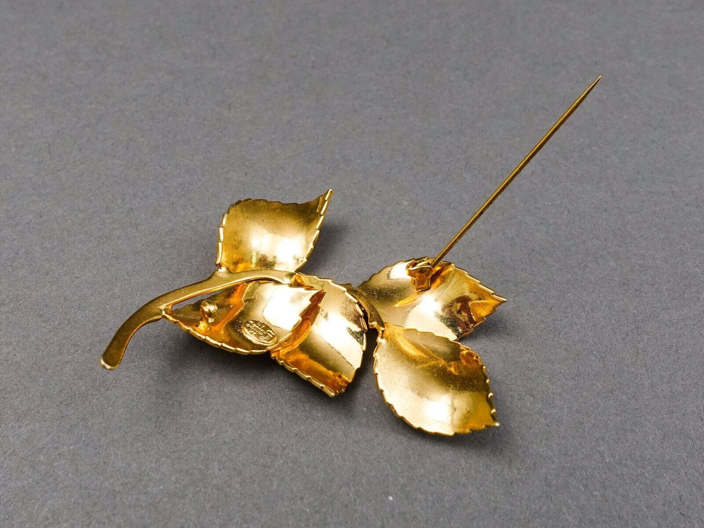 Christian Dior Grosse Germany Signed 1960 Vintage Gold Tone Leaf Brooch Pin