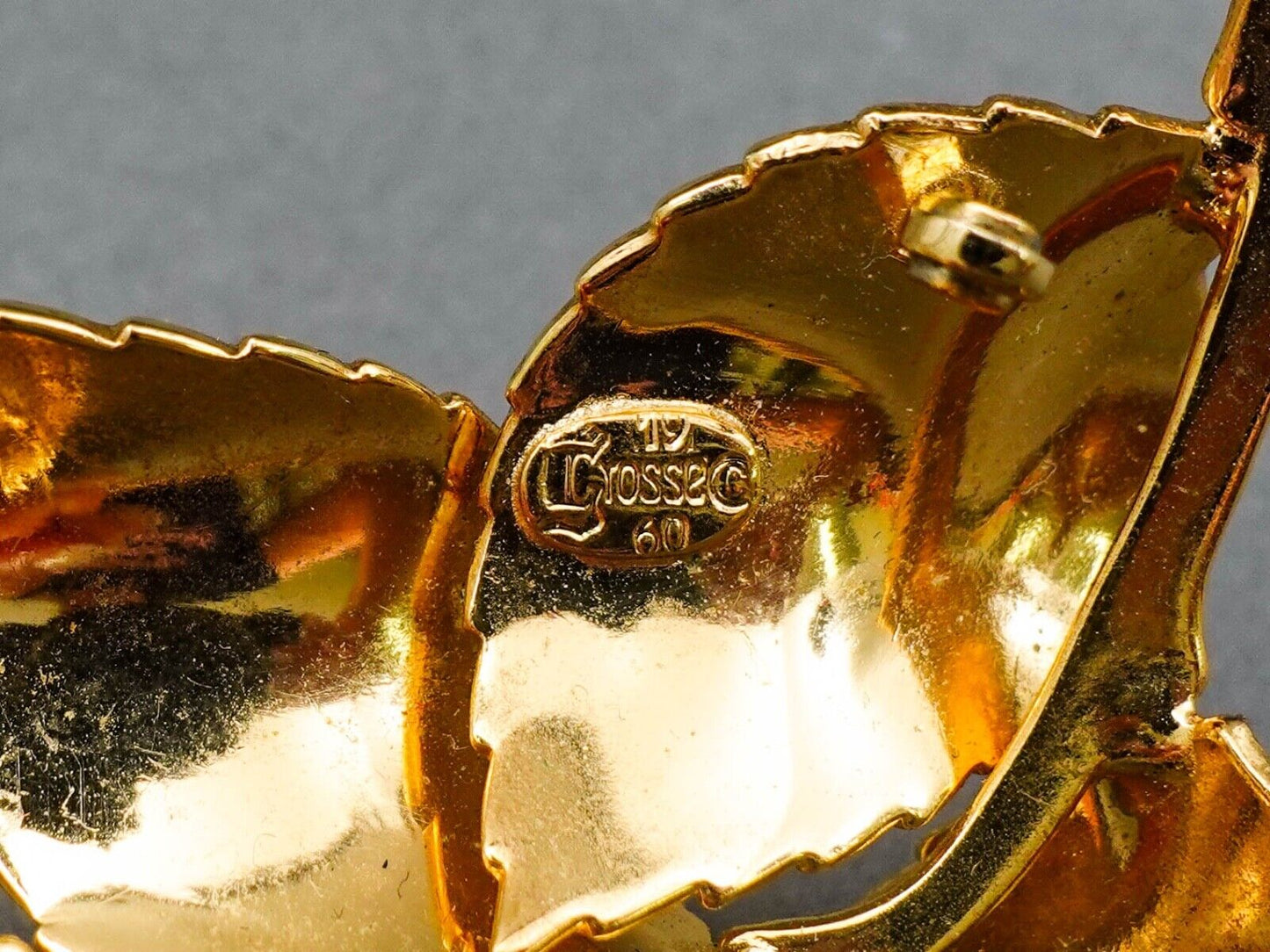 Christian Dior Grosse Germany Signed 1960 Vintage Gold Tone Leaf Brooch Pin