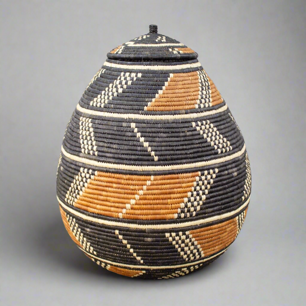 African Traditional Handwoven Zulu Large Basket 19" X 15"