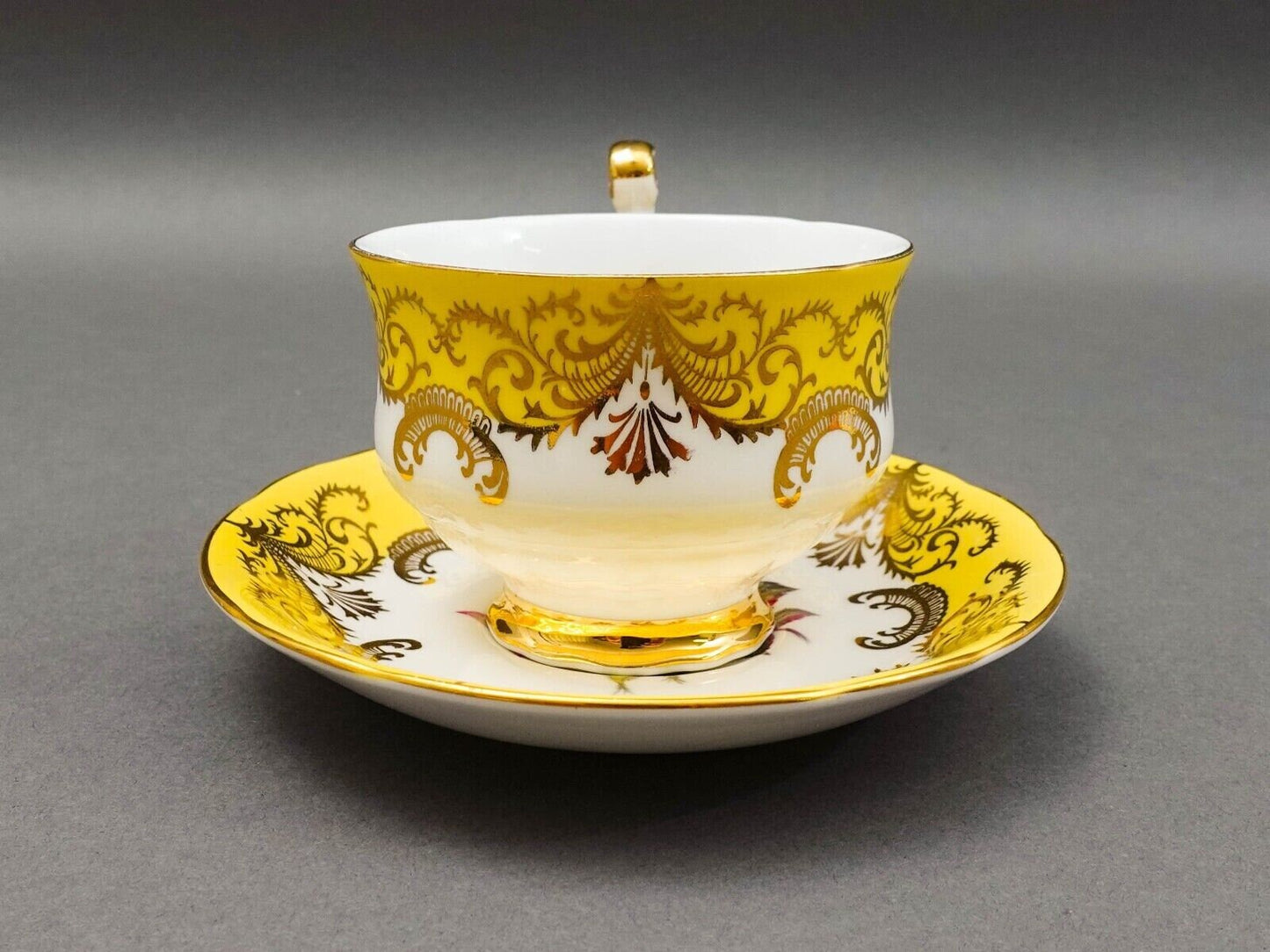 Paragon England Antique Rose Vintage Yellow Tea Cup & Saucer Signed Reg Johnson