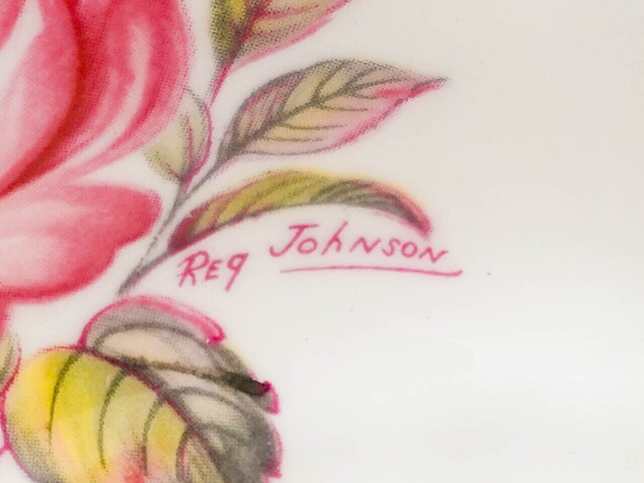 Paragon England Antique Rose Vintage Yellow Tea Cup & Saucer Signed Reg Johnson