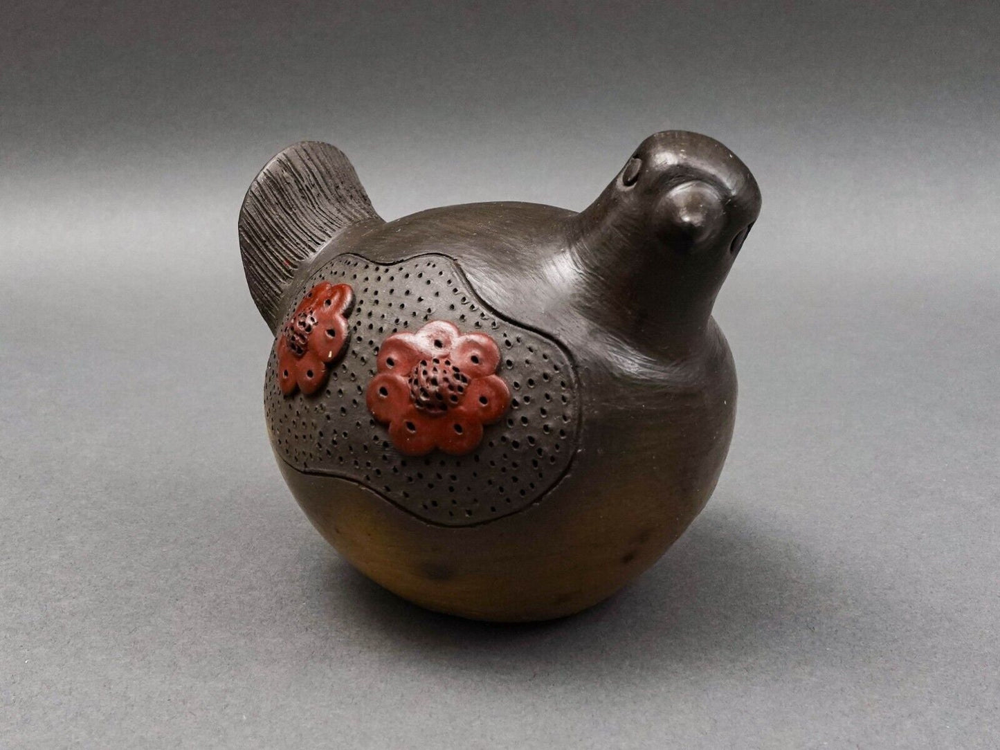 Graciela Quintana Signed Paraguayan Handmade Brown Quail Over All Art Pottery