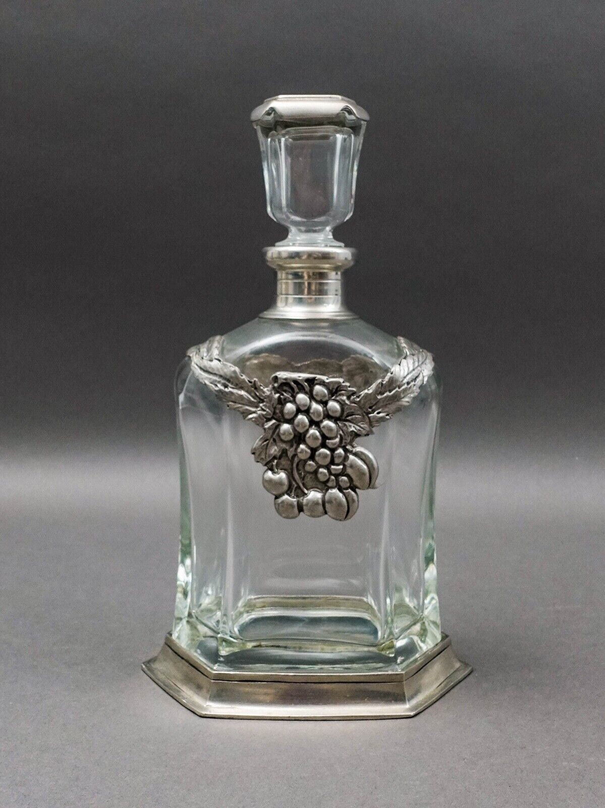 Brescia Peltro Italy Grape Pewter Etain Zinn 95% Crystal Glass Whiskey Decanter