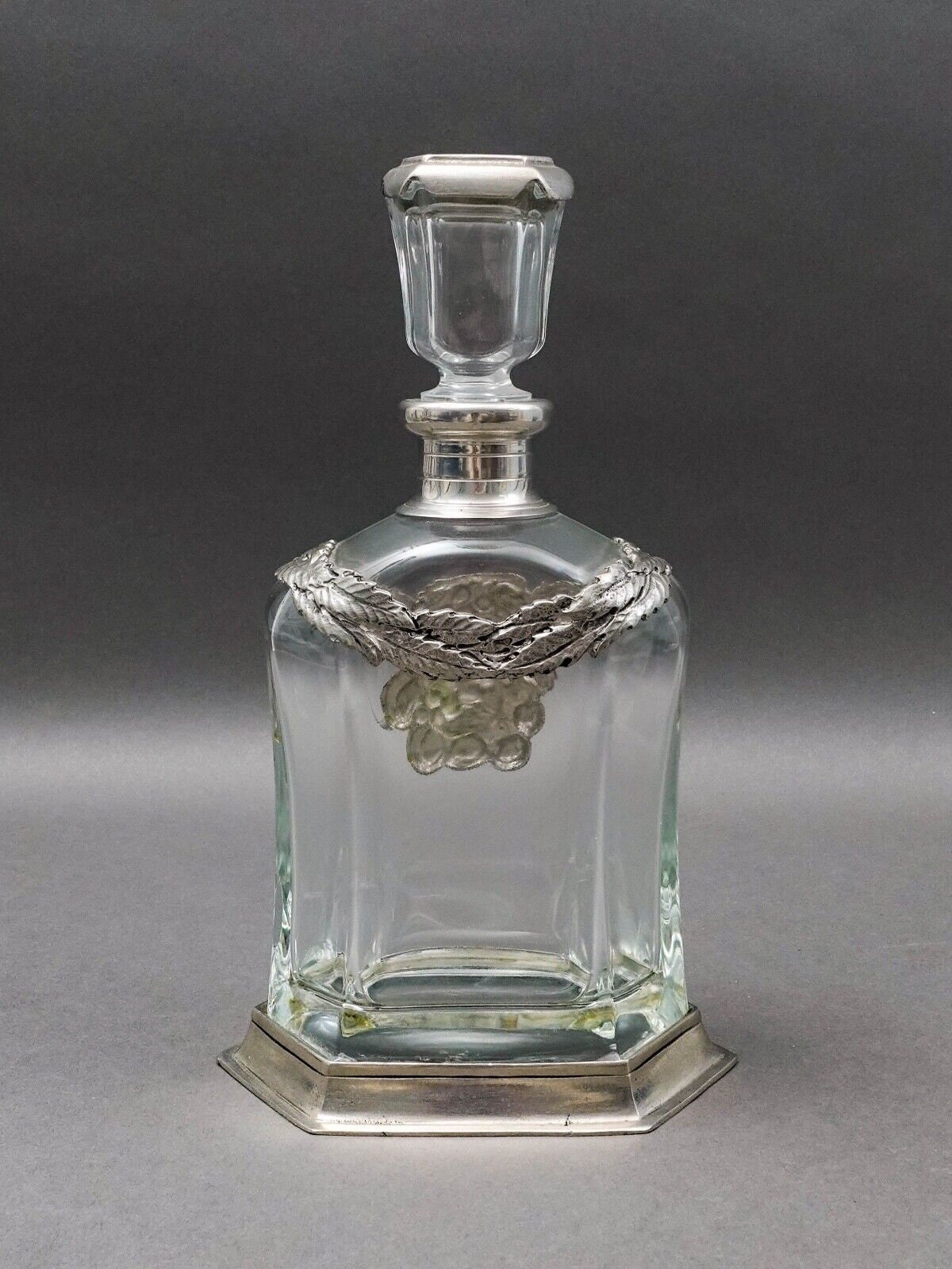 Brescia Peltro Italy Grape Pewter Etain Zinn 95% Crystal Glass Whiskey Decanter