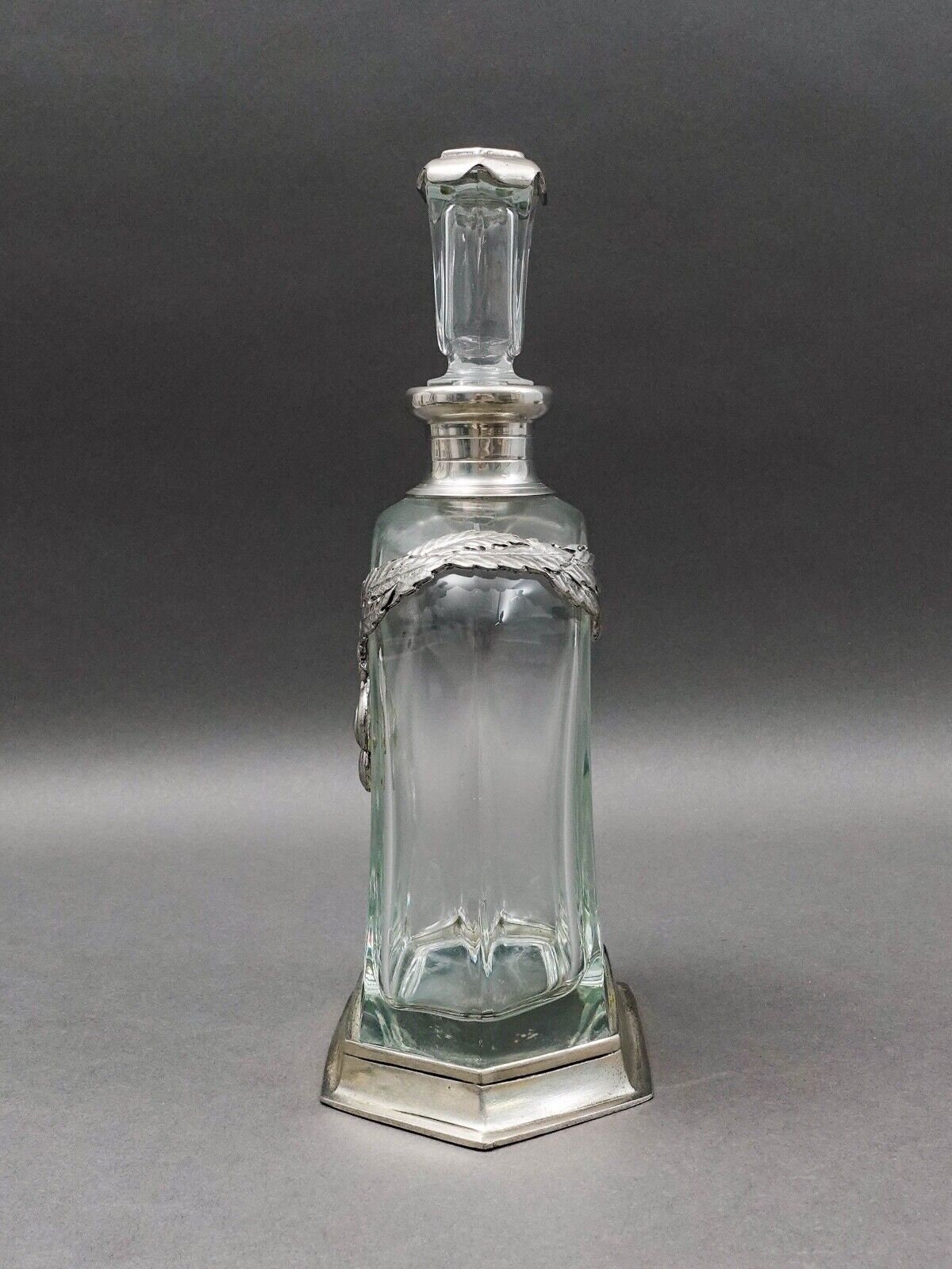 Brescia Peltro Italy Grape Pewter Etain Zinn 95% Crystal Glass Whiskey Decanter