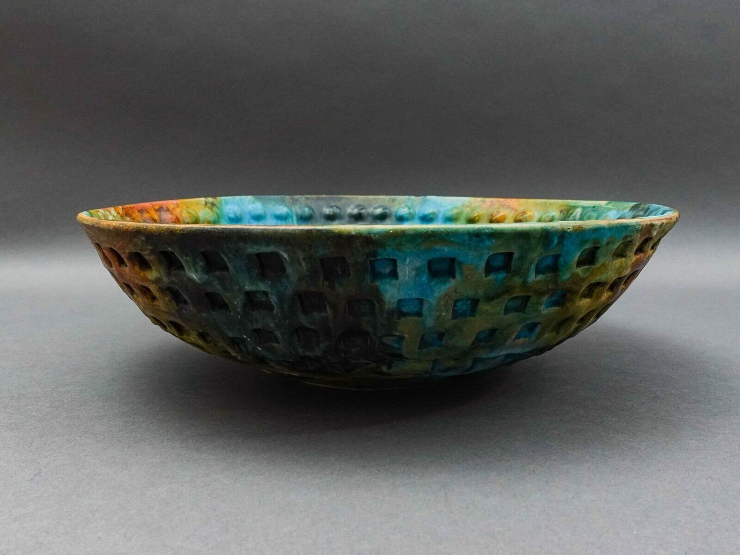 Alvino Bagni Italy For Raymor MCM Sea Garden Glazed Art Pottery 13" Bowl (Read)