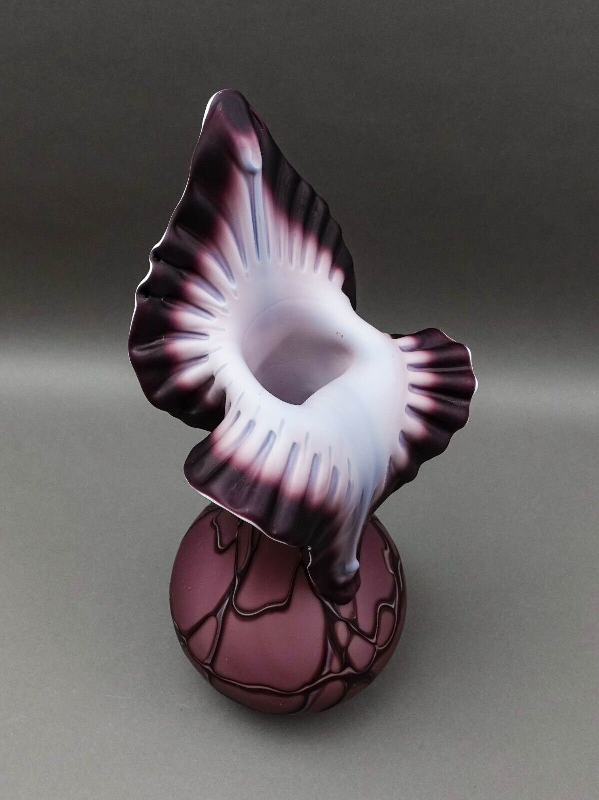 Essie Zareh Signed Russian Baijan Jack In The Pulpit Purple Art Glass Vase 17"