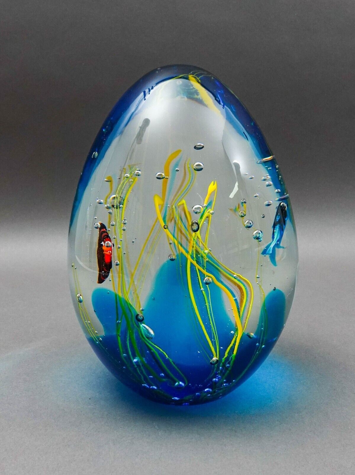Elio Raffaeli Oggetti Murano Large Art Glass Fish Aquarium Egg Shaped Sculpture