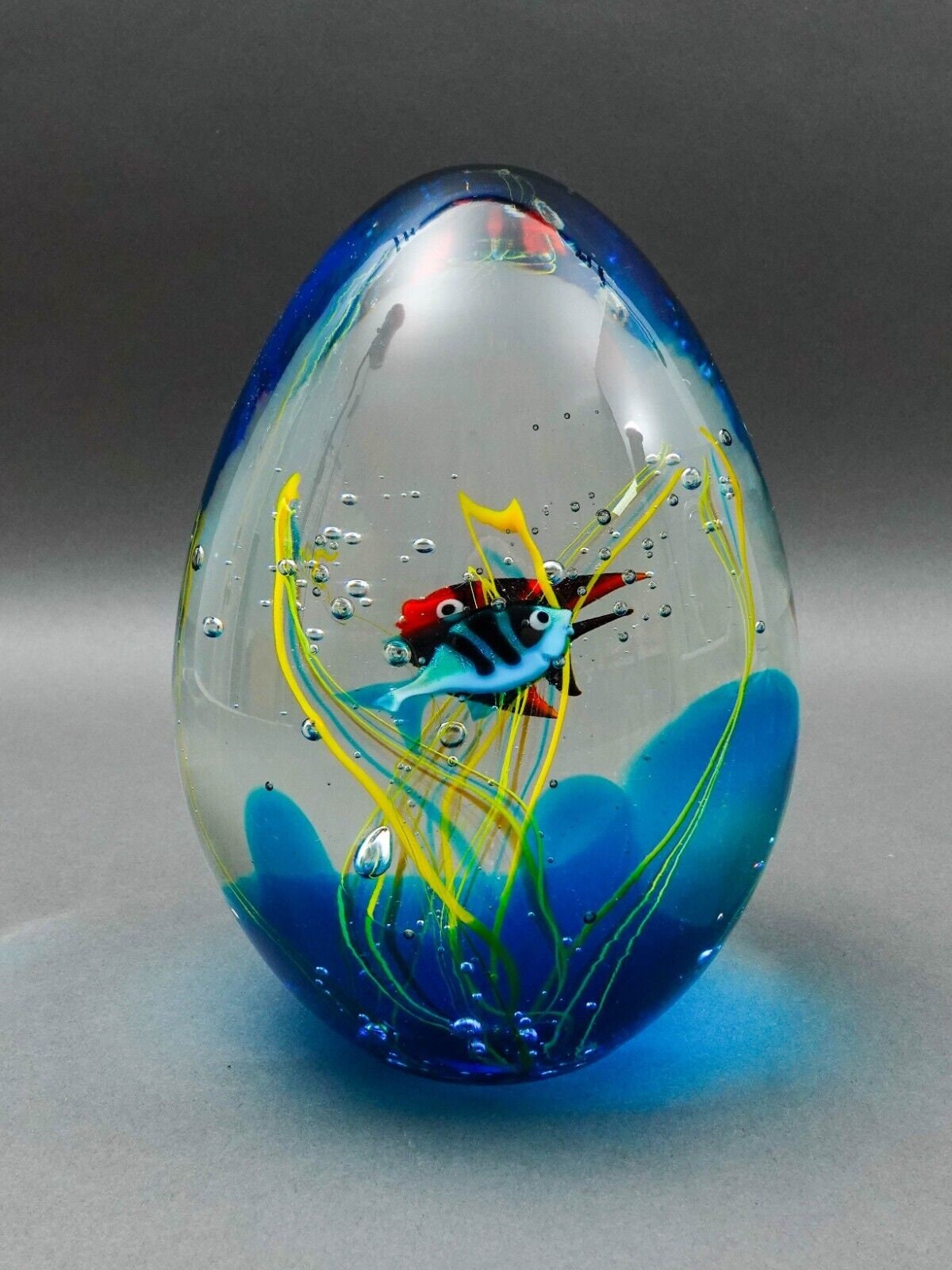 Elio Raffaeli Oggetti Murano Large Art Glass Fish Aquarium Egg Shaped Sculpture