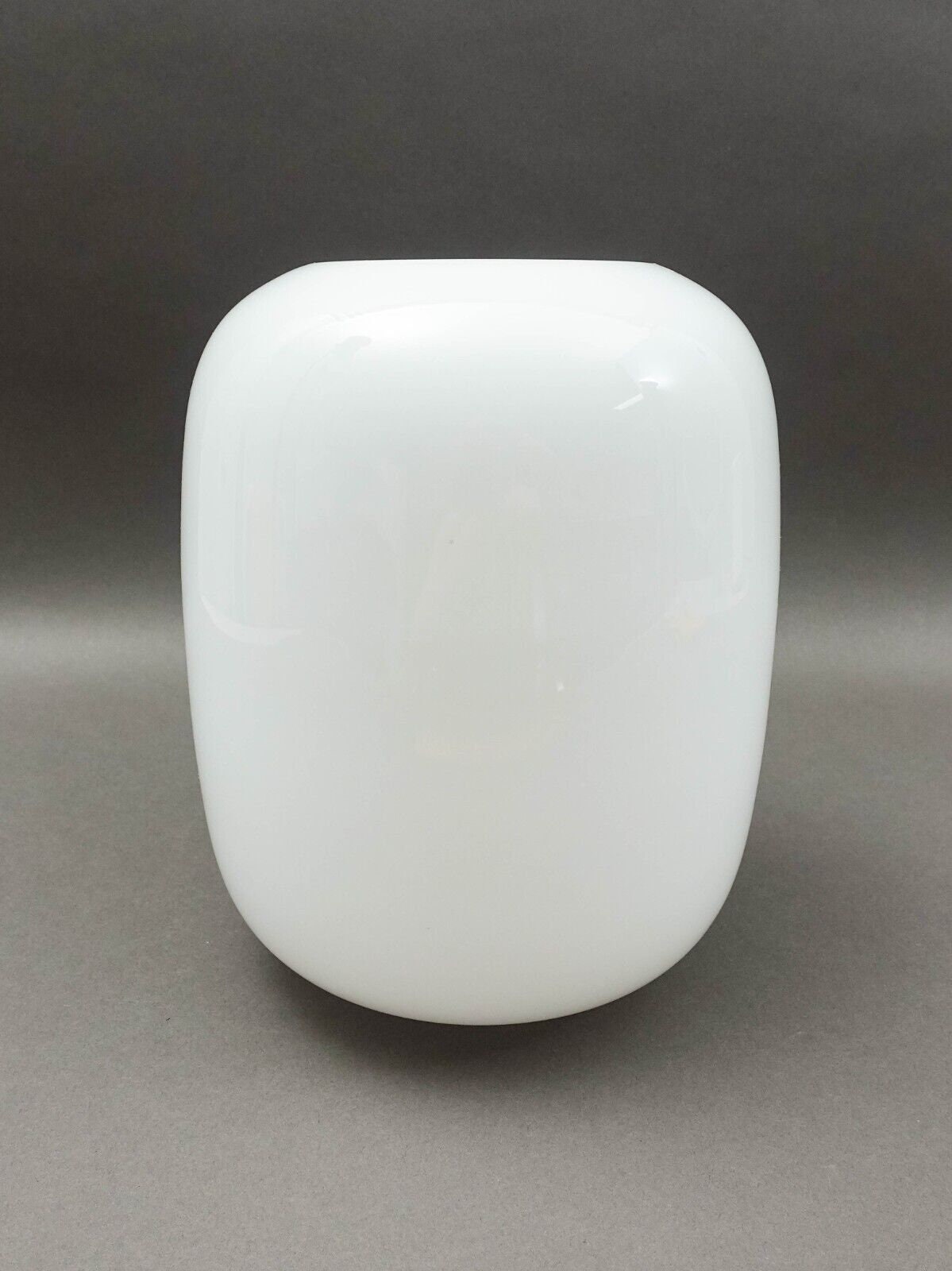 Iittala Finland Timo Sarpaneva Signed MCM Jurmo White Art Glass Vase (Read)