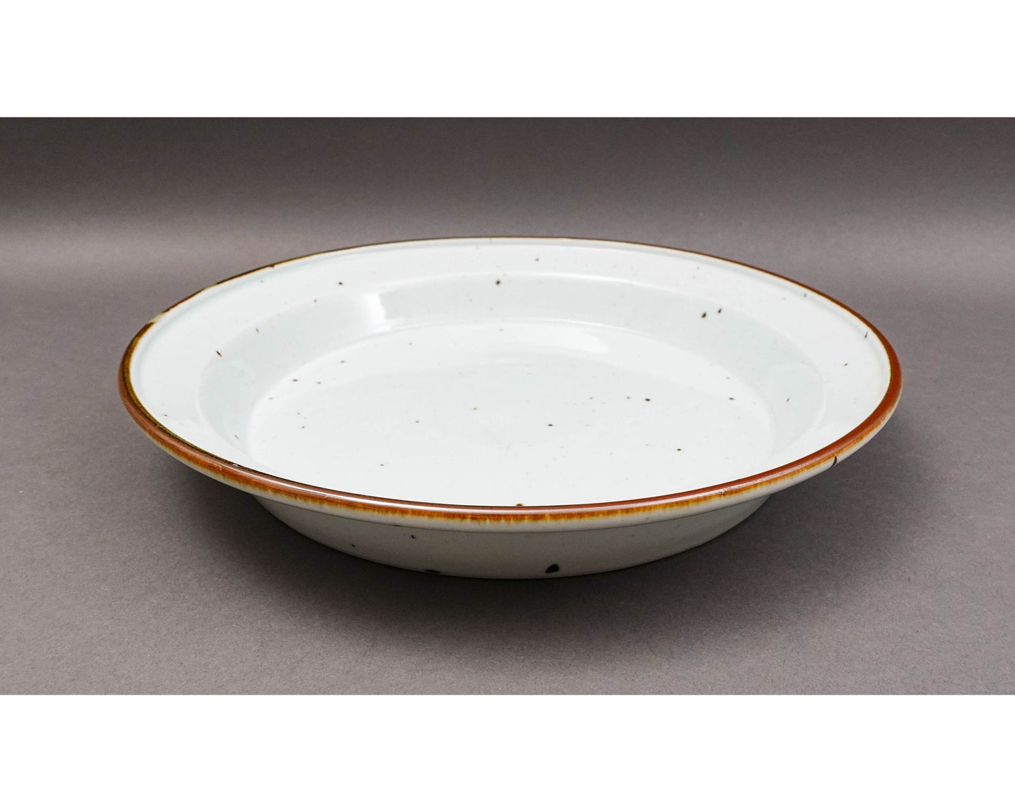 Dansk Denmark Niels Refsgaard Brown Mist 13" Deep Round Bowl Platter Pie Dish