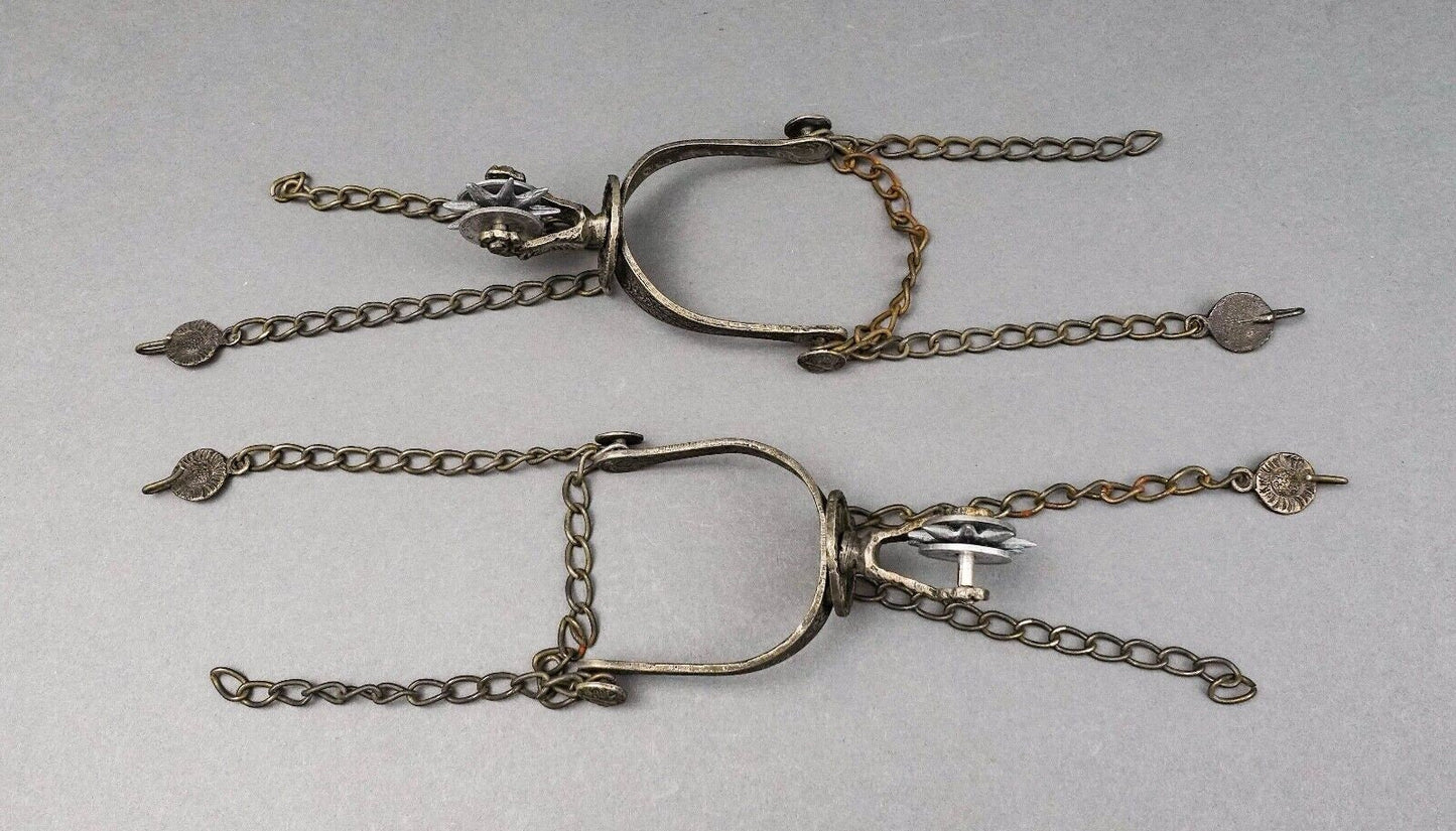 Vintage Pair Of Argentina Gaucho Spurs Cowboy 9 Point Coin Rowels With Chains