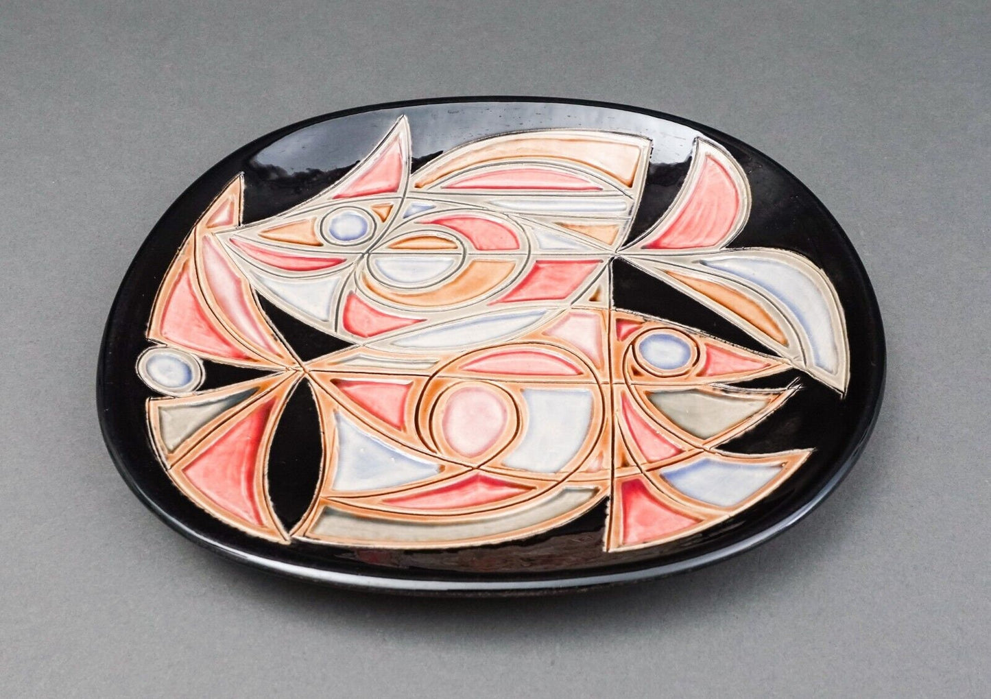 Avraham Gofer Israel Signed MCM Abstract Fish Studio Art Pottery Plate 10 1/2"