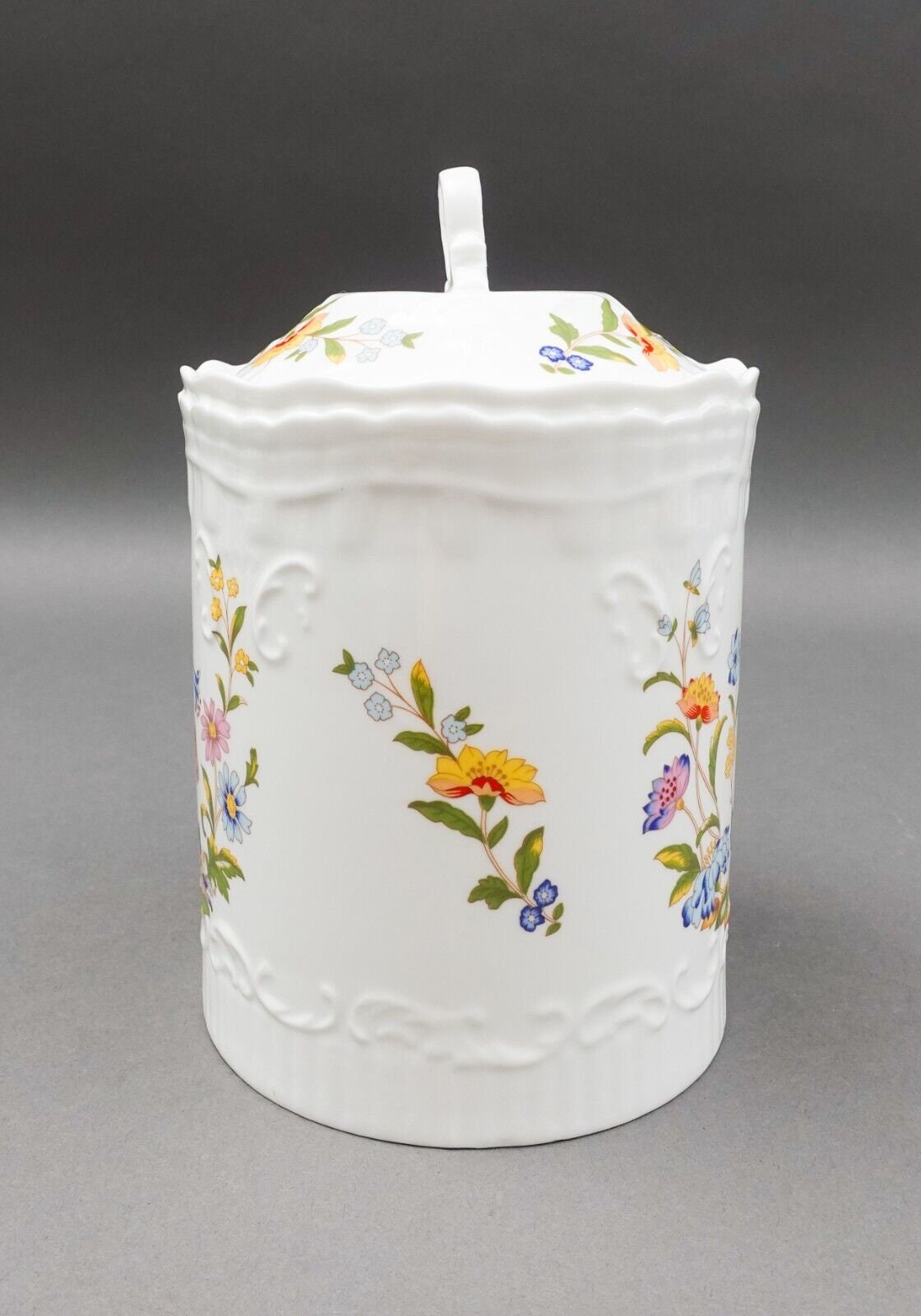 Aynsley England Cottage Garden Floral Covered Biscuit Jar Canister 7 1/2"