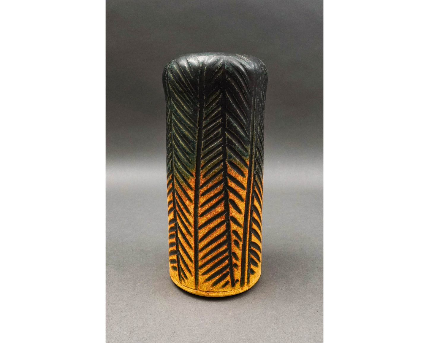 Polly Whitcomb Signed Vintage Studio Art Pottery Vase 8 1/2"