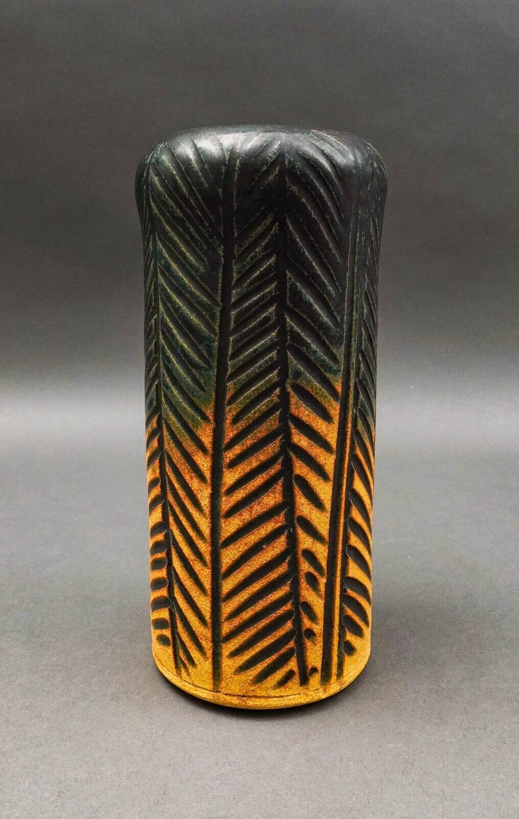 Polly Whitcomb Signed Vintage Studio Art Pottery Vase 8 1/2"