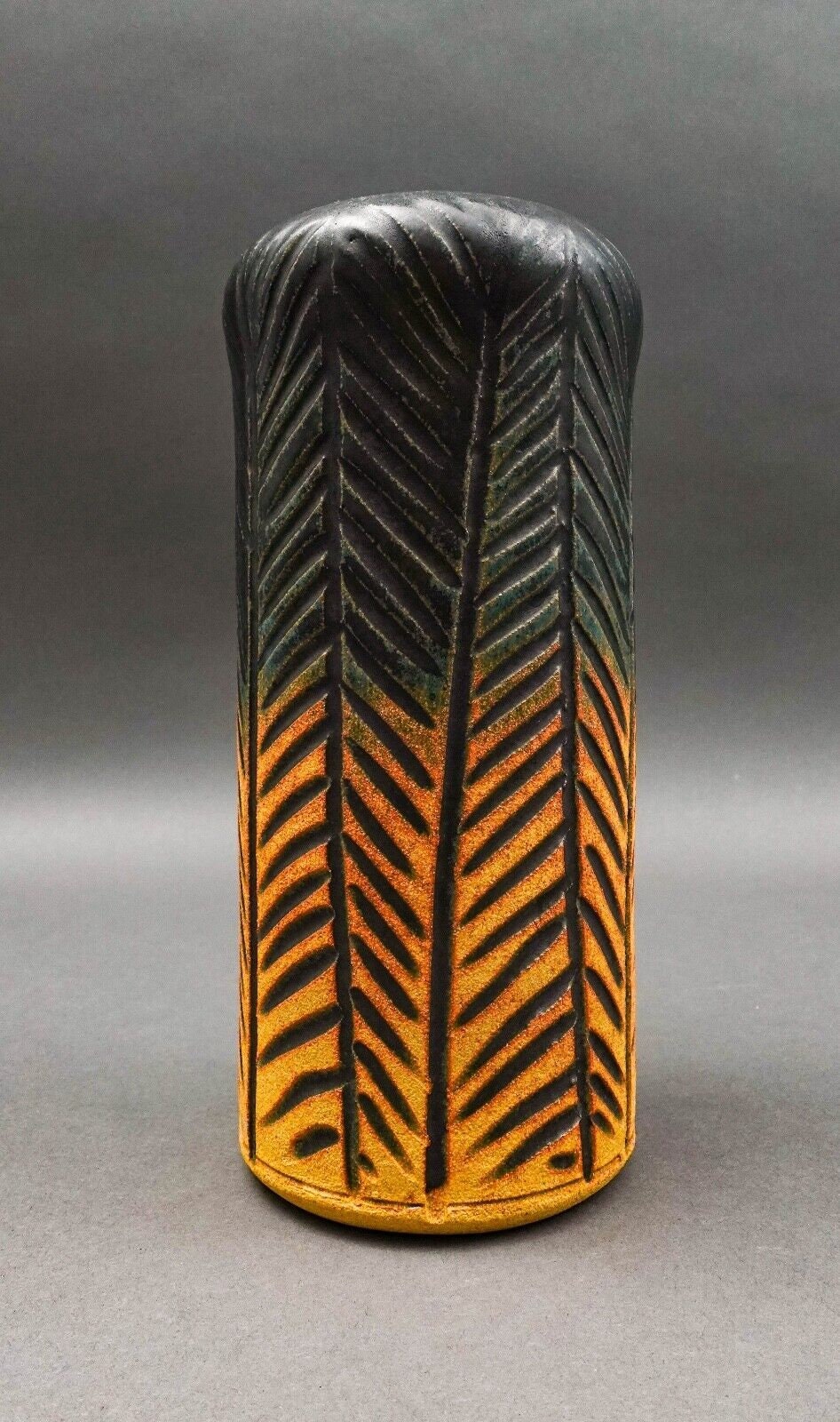 Polly Whitcomb Signed Vintage Studio Art Pottery Vase 8 1/2"