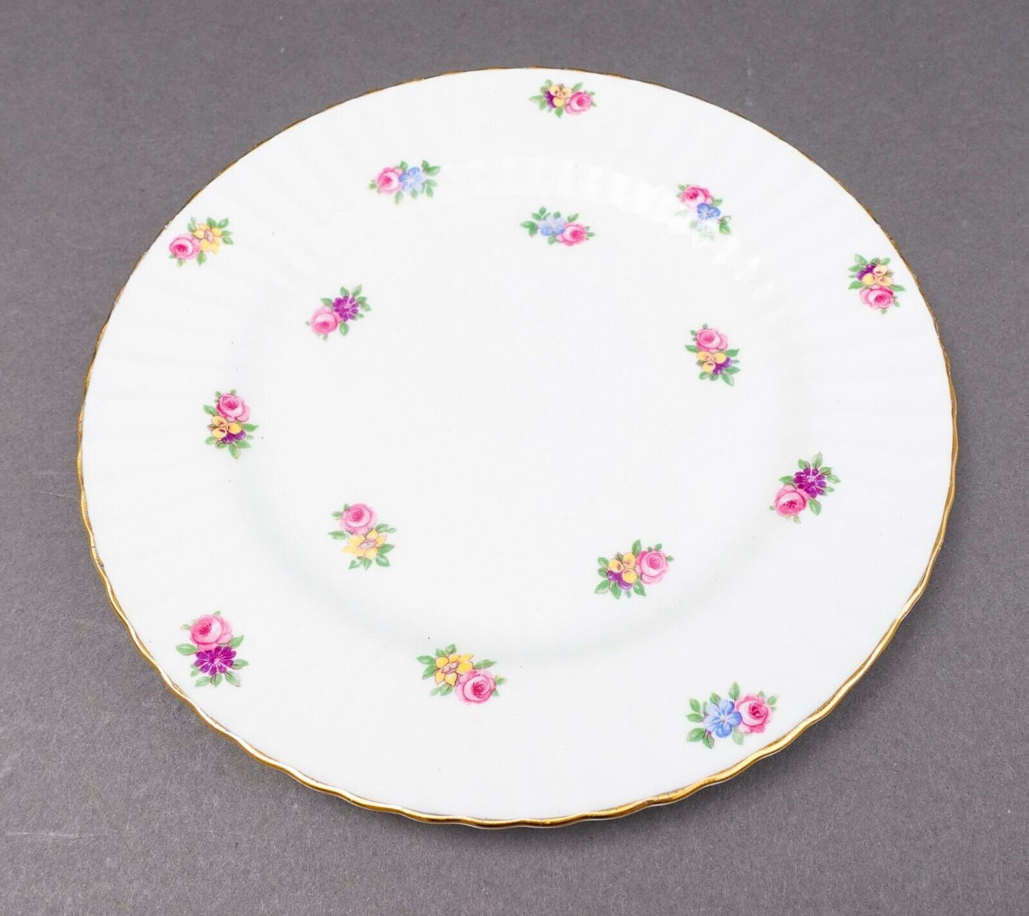 Paragon England Rosebud Gold Trim Fine Bone China 7 3/4" Salad Plates Set Of 8