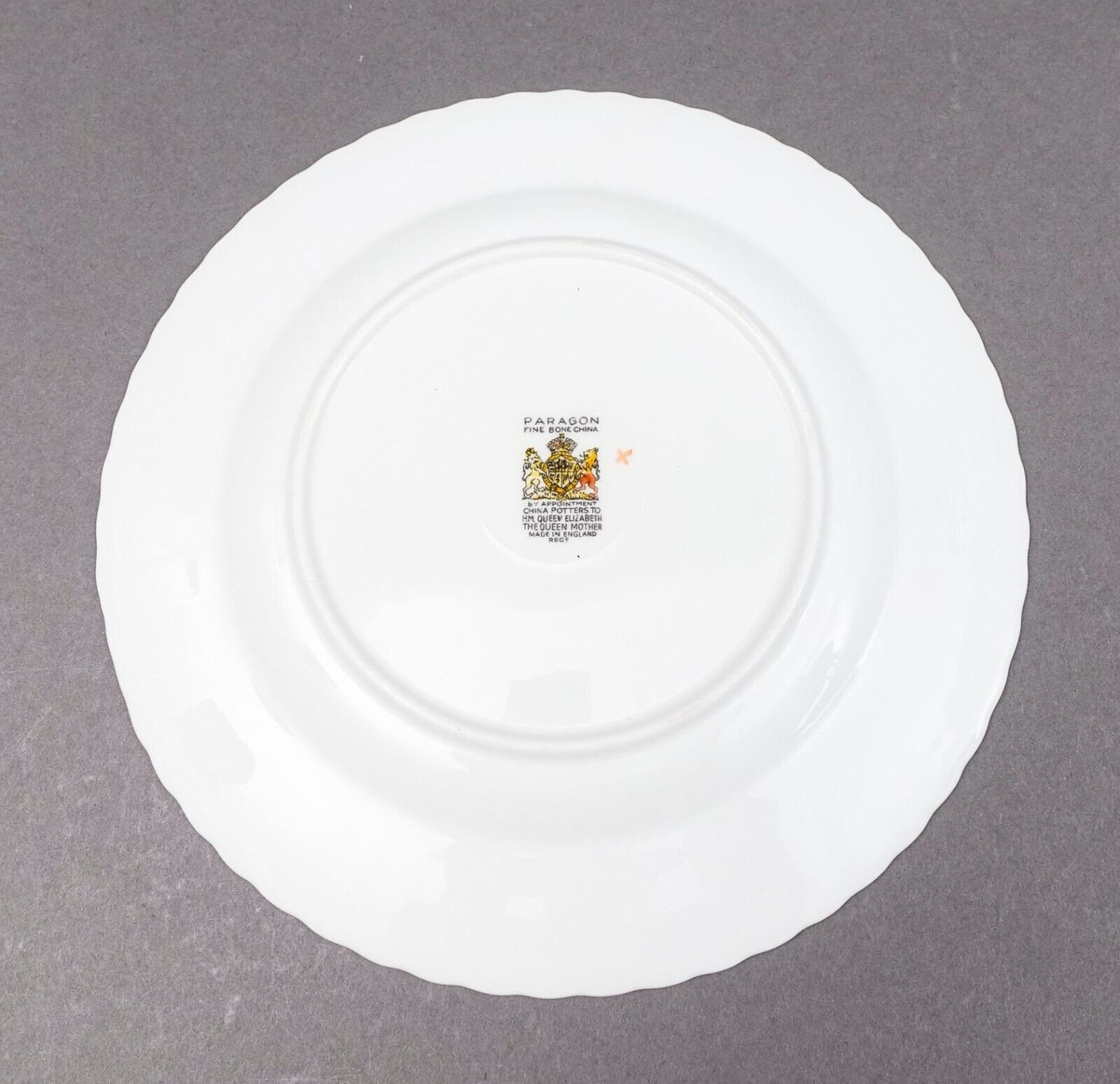 Paragon England Rosebud Gold Trim Fine Bone China 7 3/4" Salad Plates Set Of 8