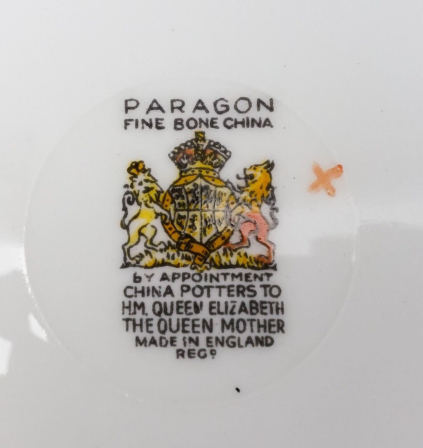 Paragon England Rosebud Gold Trim Fine Bone China 7 3/4" Salad Plates Set Of 8
