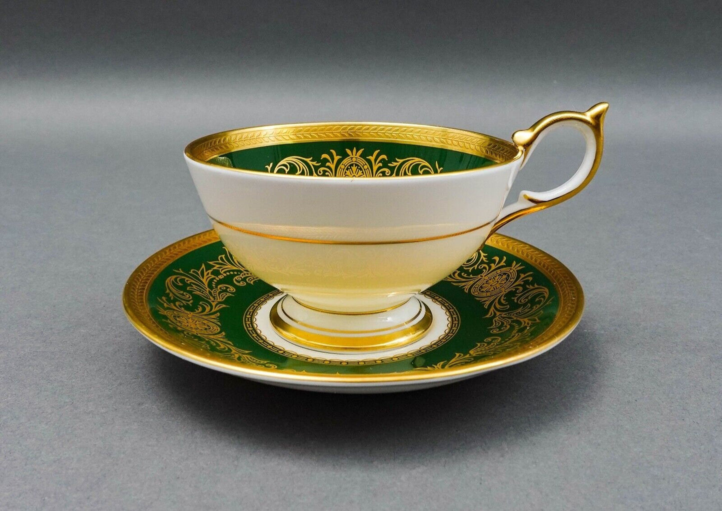 Aynsley England Imperial 193 Laurel Green Gold Cup & Saucer Set